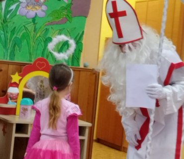 Mikuláš a čert ve školce