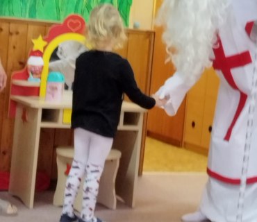 Mikuláš a čert ve školce